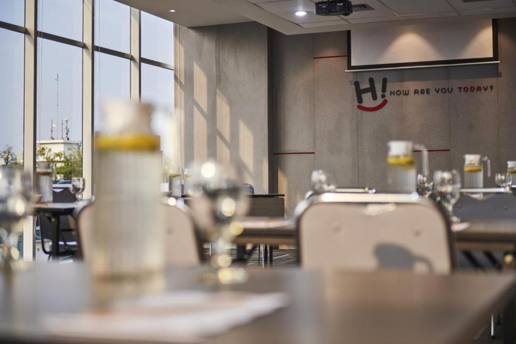 Hi Hotel Senen 雅加达 外观 照片